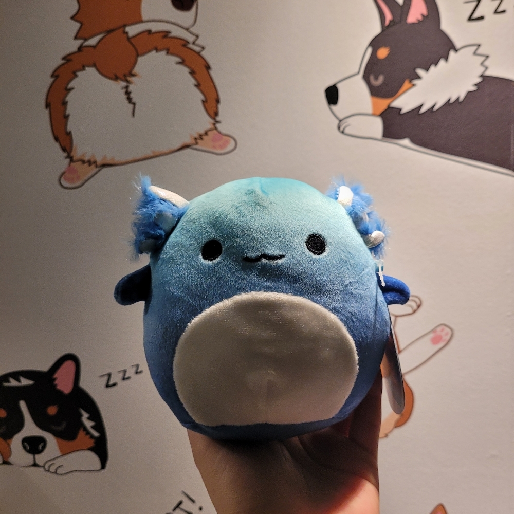 NWT miss vi the Axo Trilogy Squad squishmallow